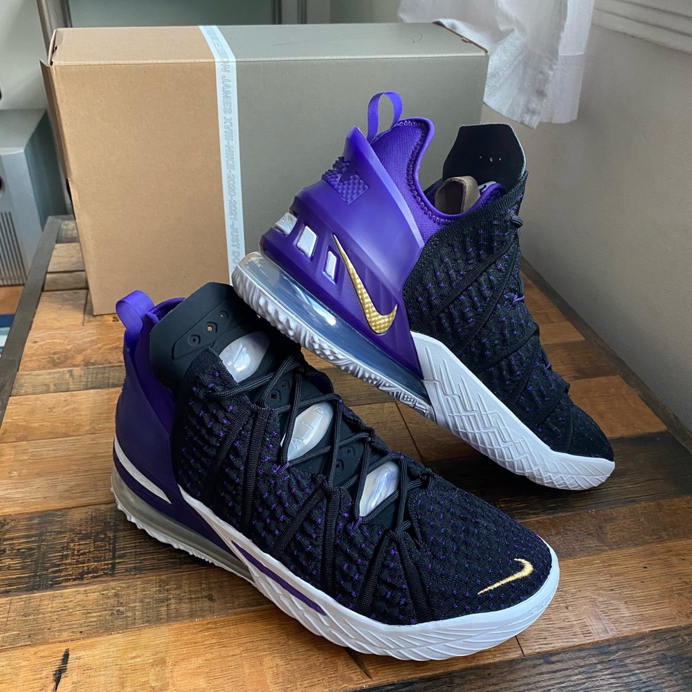 Nike Lebron 18